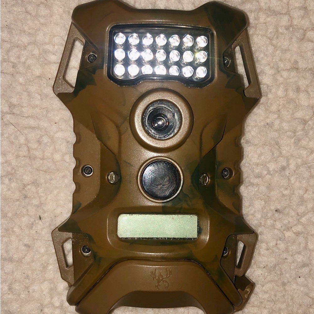 Wildgame Innovations Terra Extreme 12 MP HD Infrared Trail Cam Tx12i35a-8 (NWOT)